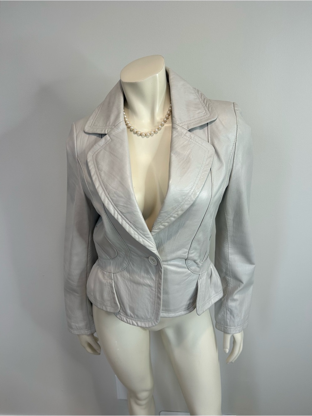 Gorgeous Vintage Women's Light Gray Leather Jacket❤️6